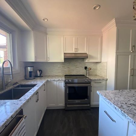 Yonge And Finch Subway !Q Spacious & Quiet Private Bdr With Shared Bathroom Toronto Eksteriør billede